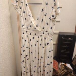 Cream Floral V-Neck Maxi Dress with Navy Print